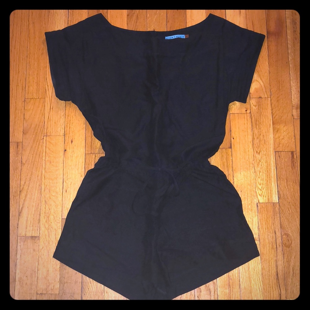 Alice + Olivia romper size S